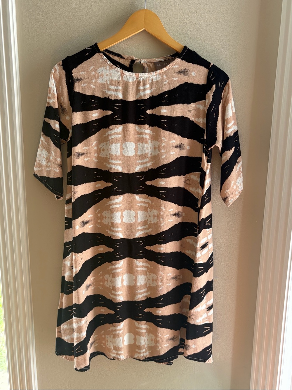 Bel Kazan Tiger Animal Print Keyhole Back Shift Dress Boho S